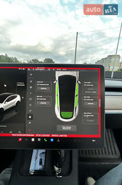 Позашляховик / Кросовер Tesla Model Y 2022 в 