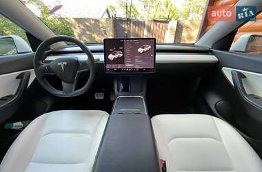 Внедорожник / Кроссовер Tesla Model Y 2021 в 