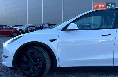 Внедорожник / Кроссовер Tesla Model Y 2024 в 