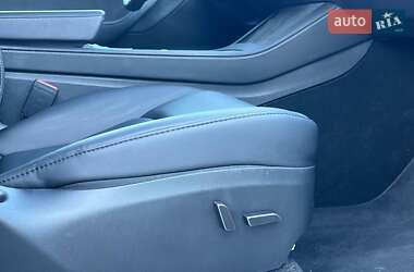 Внедорожник / Кроссовер Tesla Model Y 2024 в 