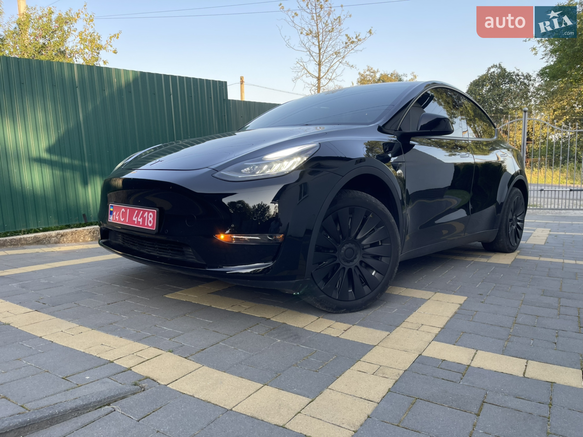 2022 Tesla Model Y - мініатюра 15