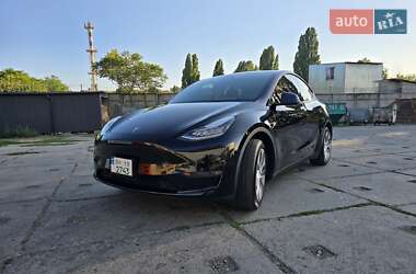 Внедорожник / Кроссовер Tesla Model Y 2023 в 
