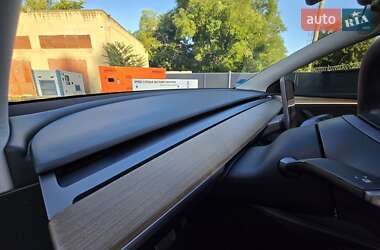 Внедорожник / Кроссовер Tesla Model Y 2023 в 