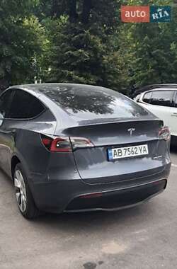 Внедорожник / Кроссовер Tesla Model Y 2022 в 