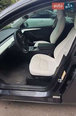 Внедорожник / Кроссовер Tesla Model Y 2022 в 