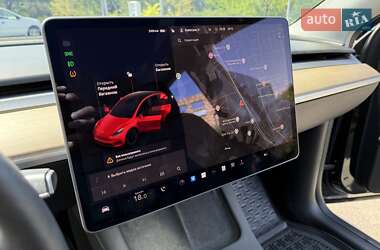 Внедорожник / Кроссовер Tesla Model Y 2021 в 