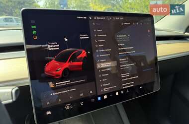 Внедорожник / Кроссовер Tesla Model Y 2021 в 