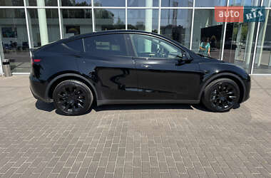 Внедорожник / Кроссовер Tesla Model Y 2023 в 