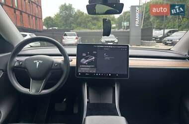 Внедорожник / Кроссовер Tesla Model Y 2020 в 