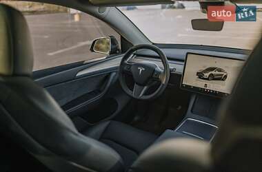 Внедорожник / Кроссовер Tesla Model Y 2024 в 