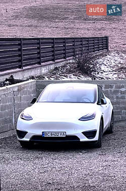 Внедорожник / Кроссовер Tesla Model Y 2020 в 