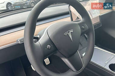 Внедорожник / Кроссовер Tesla Model Y 2024 в 