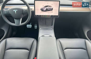 Внедорожник / Кроссовер Tesla Model Y 2024 в 
