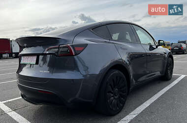 Внедорожник / Кроссовер Tesla Model Y 2023 в Львове