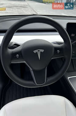Внедорожник / Кроссовер Tesla Model Y 2023 в 
