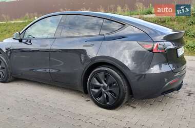 Внедорожник / Кроссовер Tesla Model Y 2024 в 