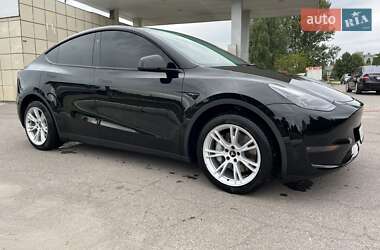Внедорожник / Кроссовер Tesla Model Y 2023 в Киеве