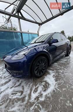 Внедорожник / Кроссовер Tesla Model Y 2023 в 