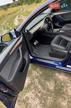 Внедорожник / Кроссовер Tesla Model Y 2023 в 