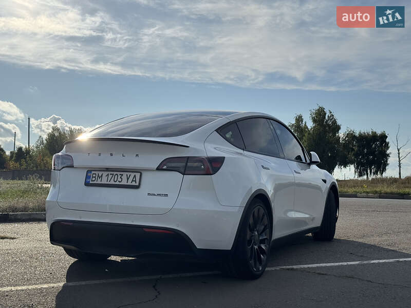 Позашляховик / Кросовер Tesla Model Y 2022 в Сумах фото 12 Позашляховик / Кросовер Tesla Model Y 2022 в Сумах