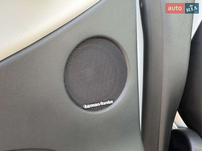 Позашляховик / Кросовер Tesla Model Y 2022 в Сумах фото 31 Позашляховик / Кросовер Tesla Model Y 2022 в Сумах