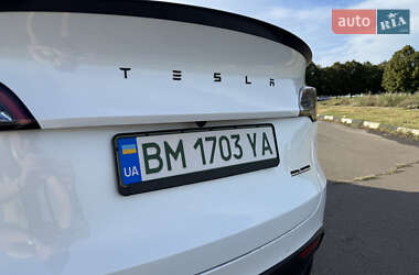 Позашляховик / Кросовер Tesla Model Y 2022 в 