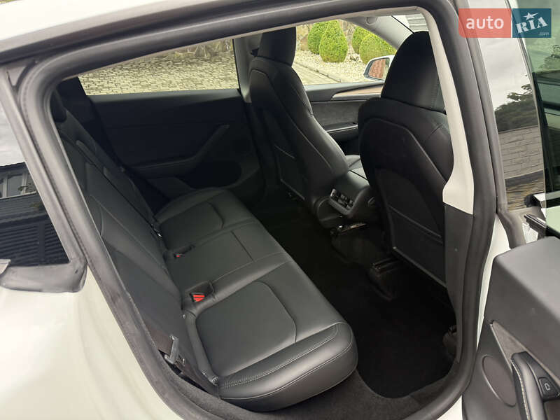 Внедорожник / Кроссовер Tesla Model Y 2023 в Ровно фото 12 Внедорожник / Кроссовер Tesla Model Y 2023 в Ровно