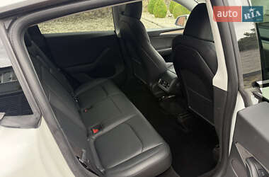 Внедорожник / Кроссовер Tesla Model Y 2023 в 