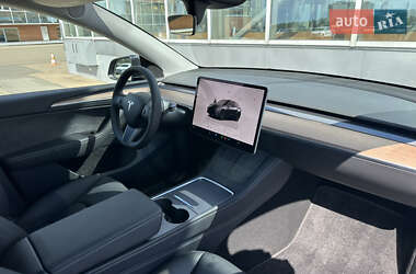 Внедорожник / Кроссовер Tesla Model Y 2024 в 