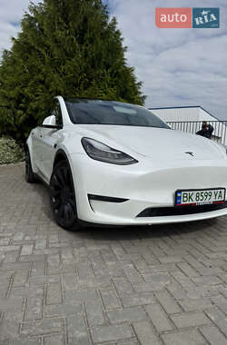 Внедорожник / Кроссовер Tesla Model Y 2020 в 