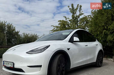 Внедорожник / Кроссовер Tesla Model Y 2020 в 