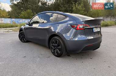 Позашляховик / Кросовер Tesla Model Y 2023 в 