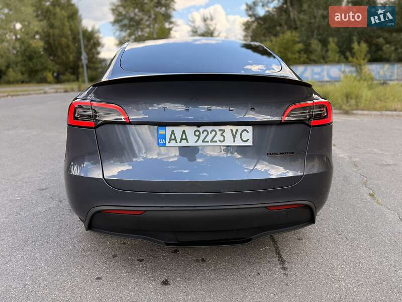 Позашляховик / Кросовер Tesla Model Y 2023 в Києві фото 10 Позашляховик / Кросовер Tesla Model Y 2023 в Києві