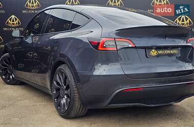 Внедорожник / Кроссовер Tesla Model Y 2021 в 