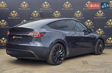 Внедорожник / Кроссовер Tesla Model Y 2021 в 