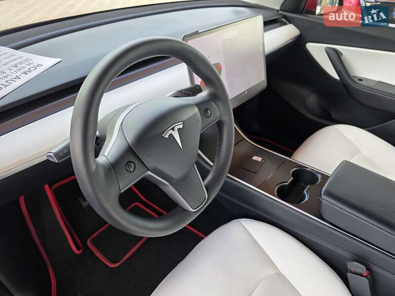 Внедорожник / Кроссовер Tesla Model Y 2020 в Коломые