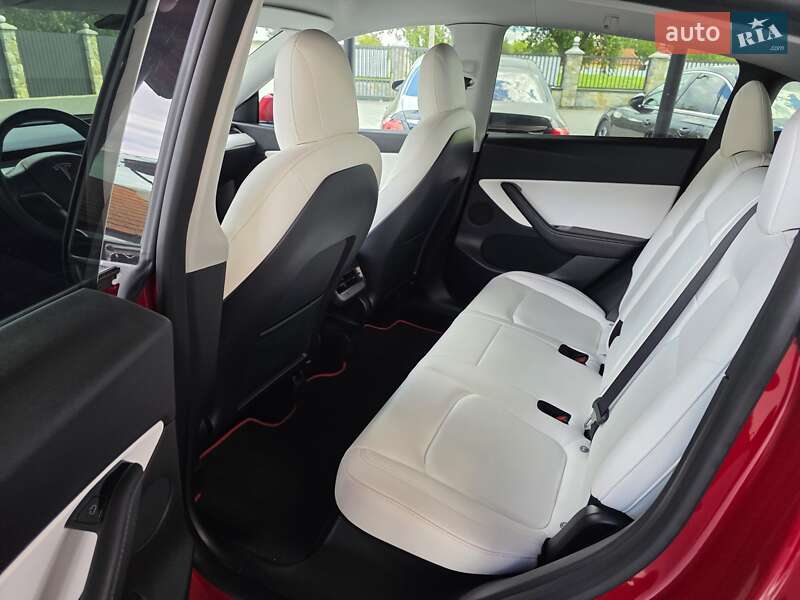 Внедорожник / Кроссовер Tesla Model Y 2020 в Коломые