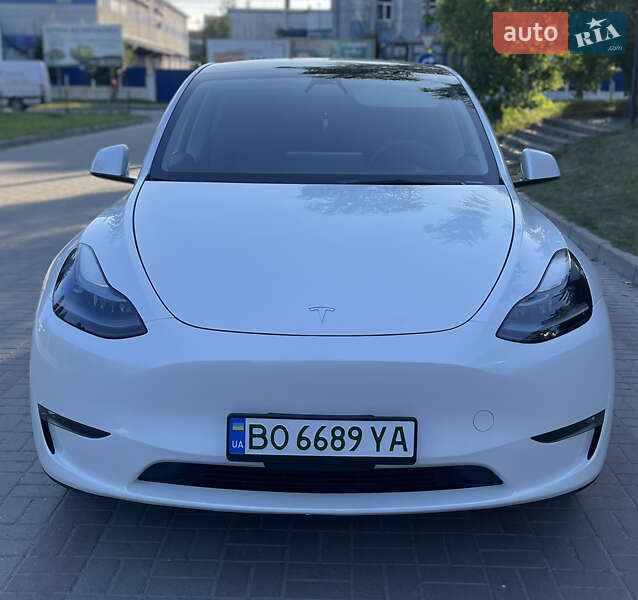Позашляховик / Кросовер Tesla Model Y 2023 в Тернополі