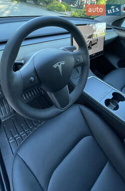 Внедорожник / Кроссовер Tesla Model Y 2023 в 