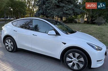 Внедорожник / Кроссовер Tesla Model Y 2023 в 