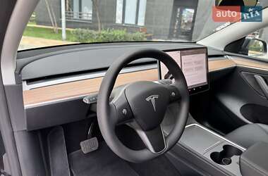 Внедорожник / Кроссовер Tesla Model Y 2025 в 