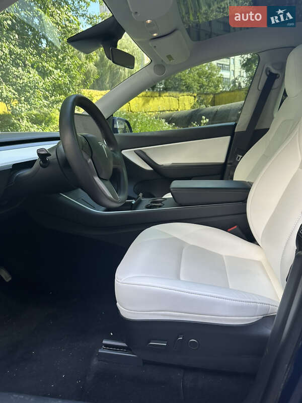 Позашляховик / Кросовер Tesla Model Y 2020 в Львові