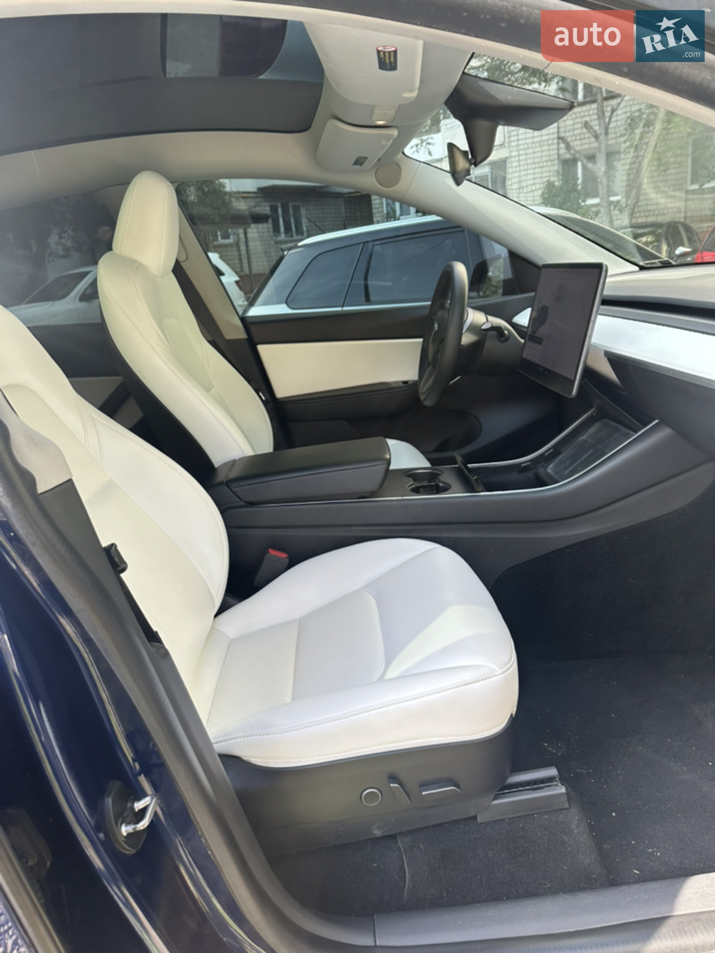 2020 Tesla Model Y - мініатюра 18
