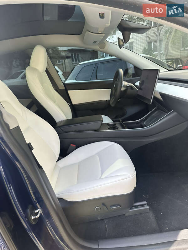 Позашляховик / Кросовер Tesla Model Y 2020 в Львові