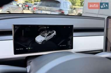 Внедорожник / Кроссовер Tesla Model Y 2021 в 