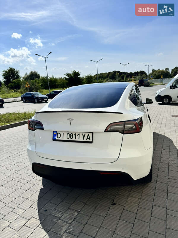 Позашляховик / Кросовер Tesla Model Y 2021 в Львові