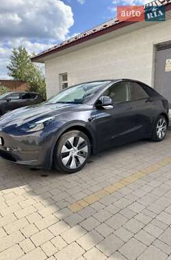 Позашляховик / Кросовер Tesla Model Y 2024 в Івано-Франківську