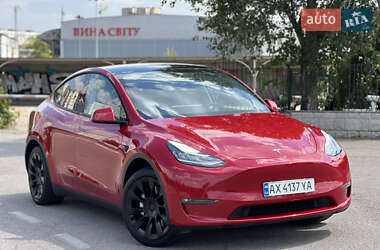 Позашляховик / Кросовер Tesla Model Y 2022 в 