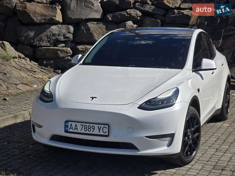 Tesla Model Y 2021 Tesla Model Y 2021