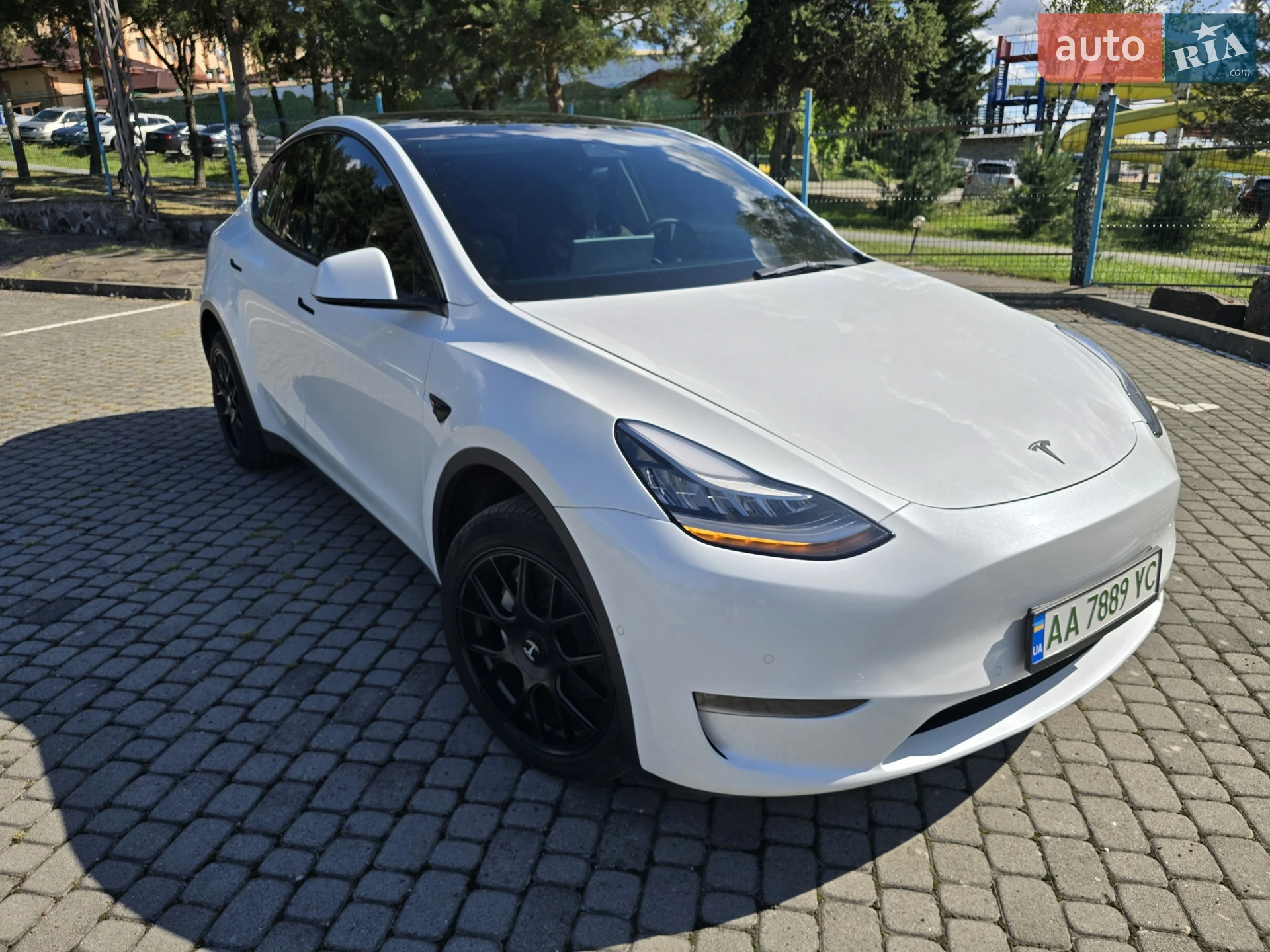 2021 Tesla Model Y - мініатюра 23